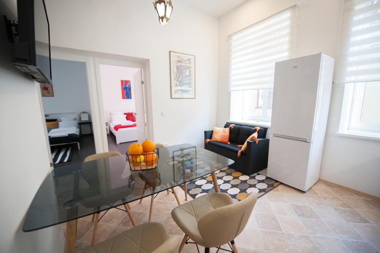 Romantic New 2 Bedroom Vilnius Best Location Buitenkant foto