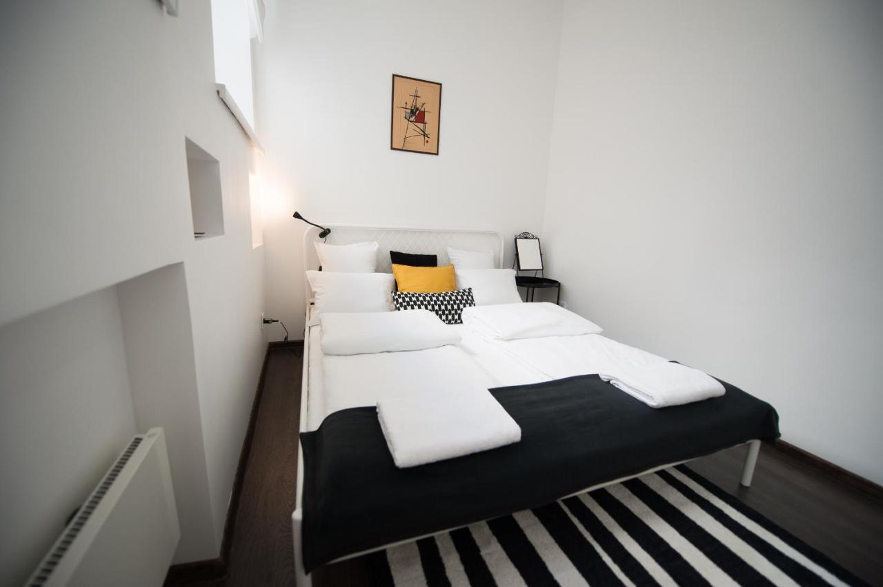 Romantic New 2 Bedroom Vilnius Best Location Buitenkant foto