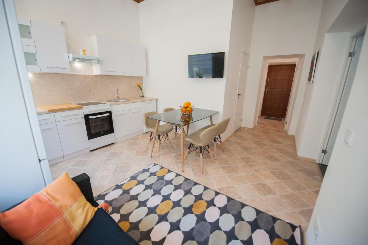 Romantic New 2 Bedroom Vilnius Best Location Buitenkant foto
