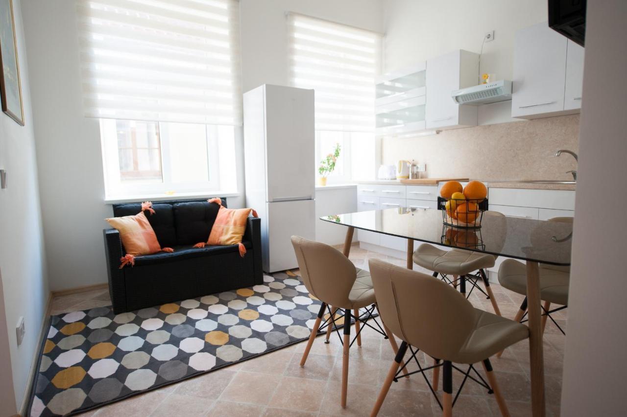 Romantic New 2 Bedroom Vilnius Best Location Buitenkant foto