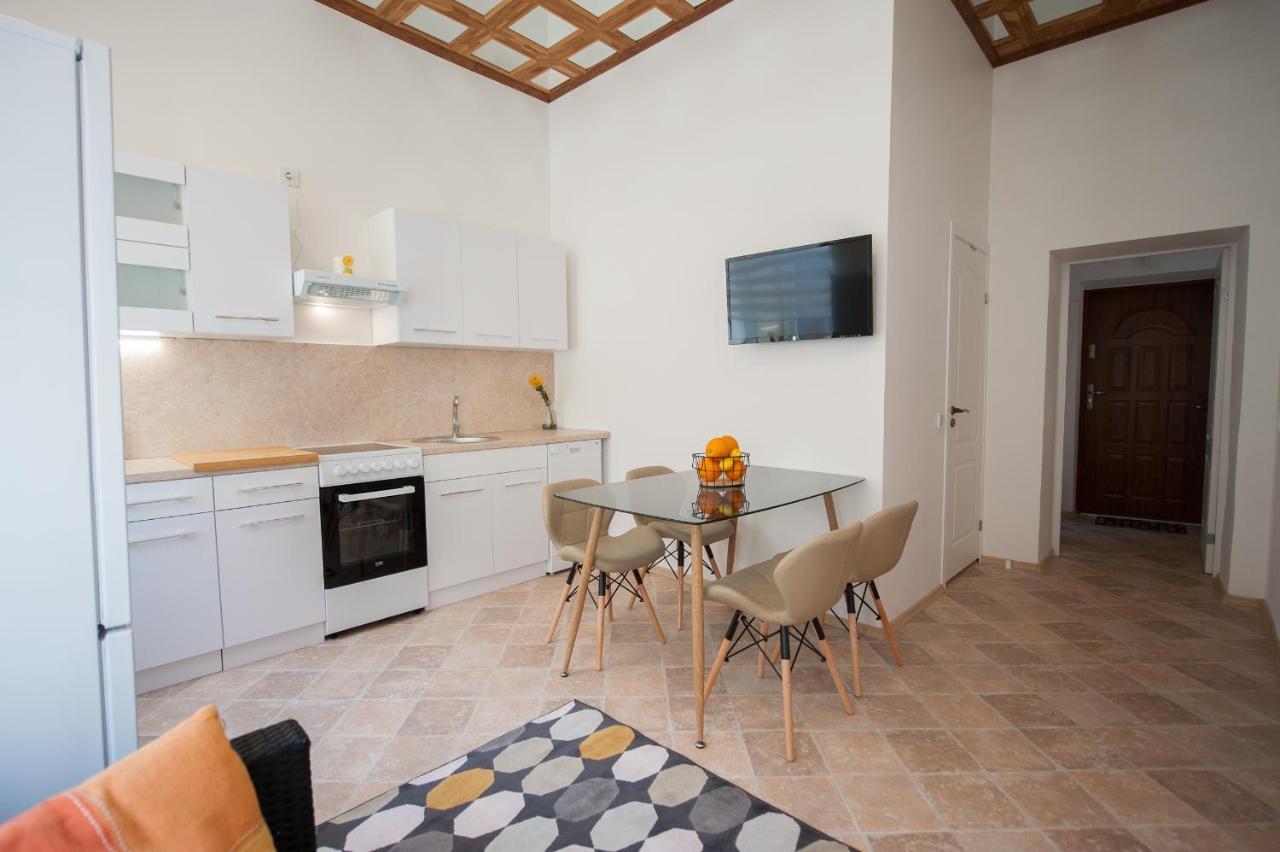 Romantic New 2 Bedroom Vilnius Best Location Buitenkant foto