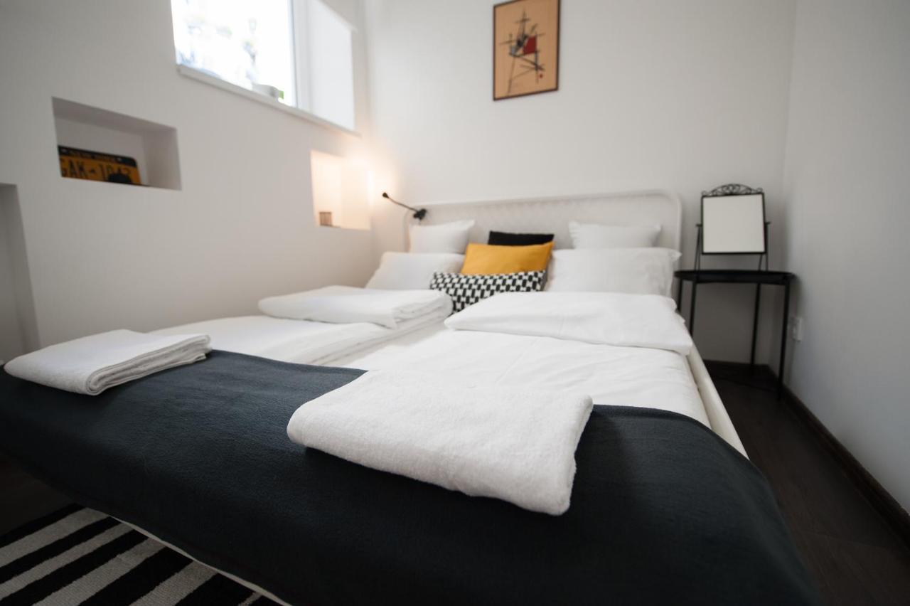 Romantic New 2 Bedroom Vilnius Best Location Buitenkant foto